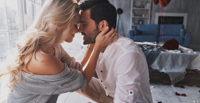 dating with woman